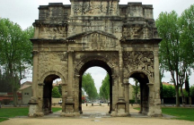 arc-de-triomphe orange