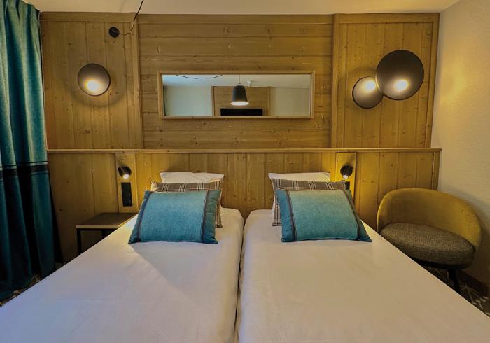 Chambre Confort 2 personnes côté pistes Chambre Confort 2 personnes côté pistes