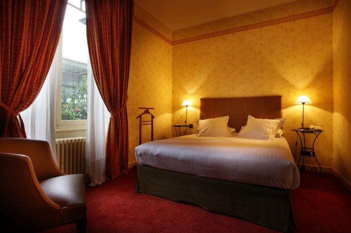Chambre Traditionnelle, vue sur le jardin Chambre Traditionnelle, vue sur le jardin