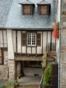 l-oustal-del-barry najac l-oustal-del-barry najac