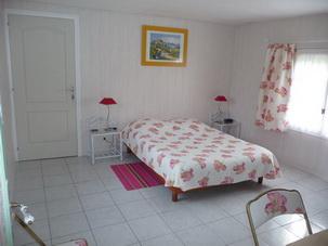 Chambre Fuschia Chambre Fuschia