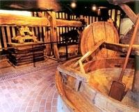 musee-du-pere-magloire-a-pont-l-eveque